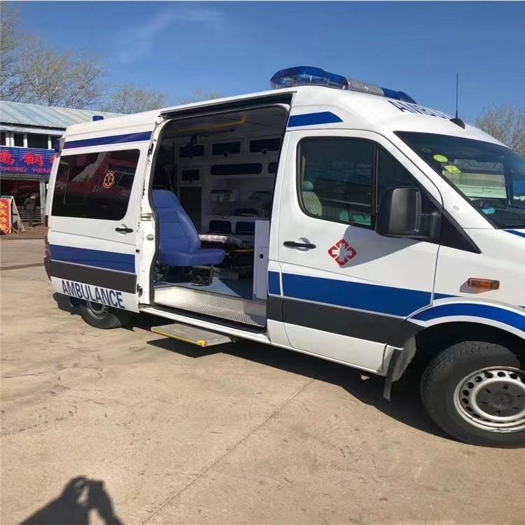 安康私人长途救护车出租转院回家